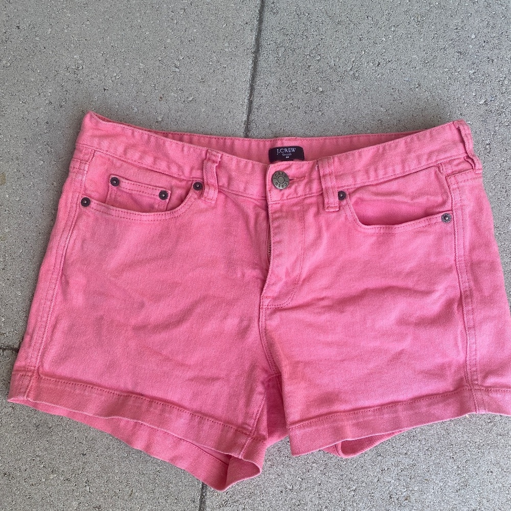 🪷 J Crew 4” shorts